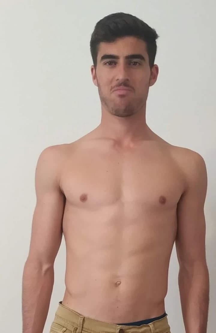 Dor as a skinny young man
